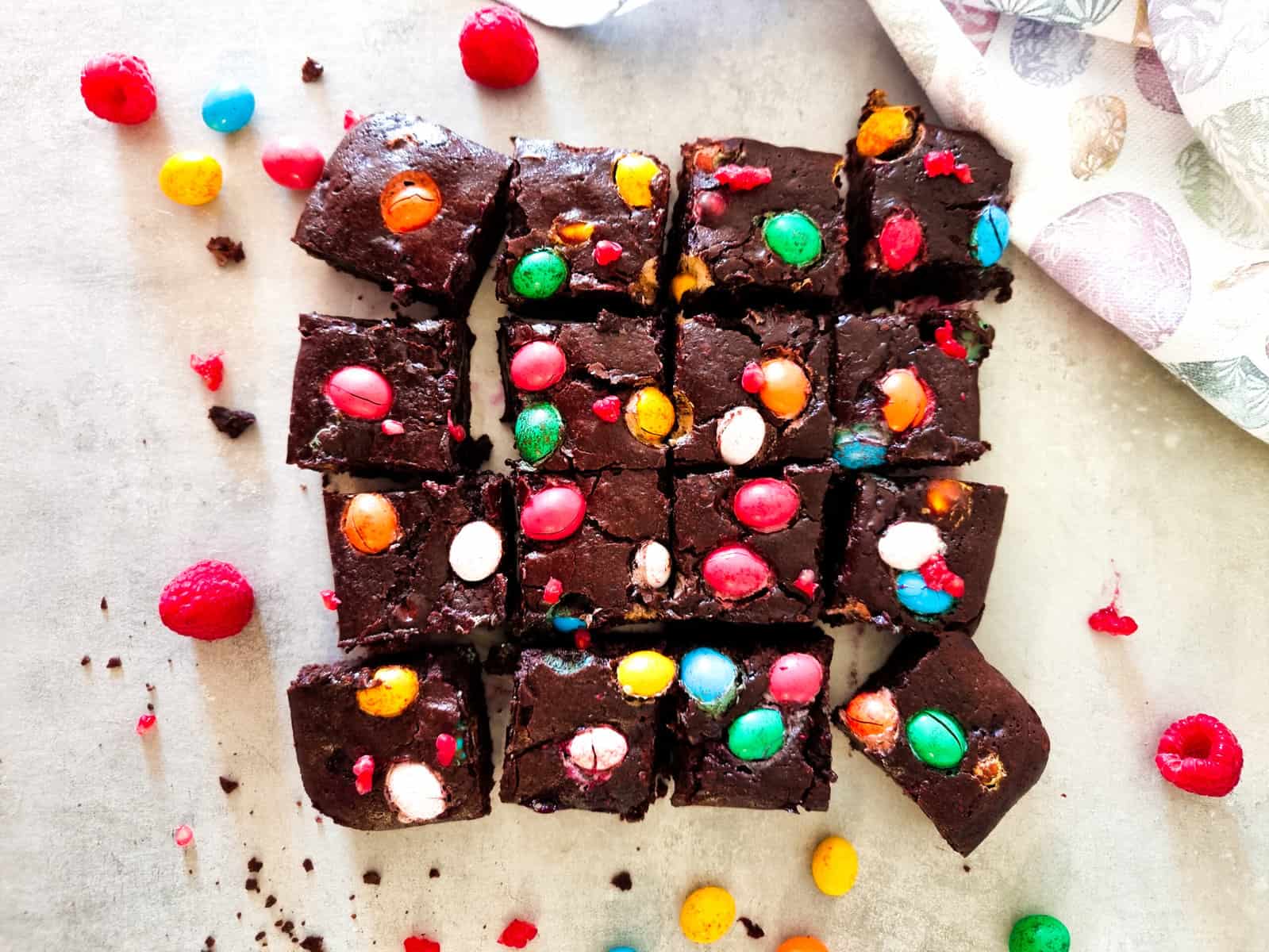31. Fudgy Easter Egg Brownies with Raspberries 