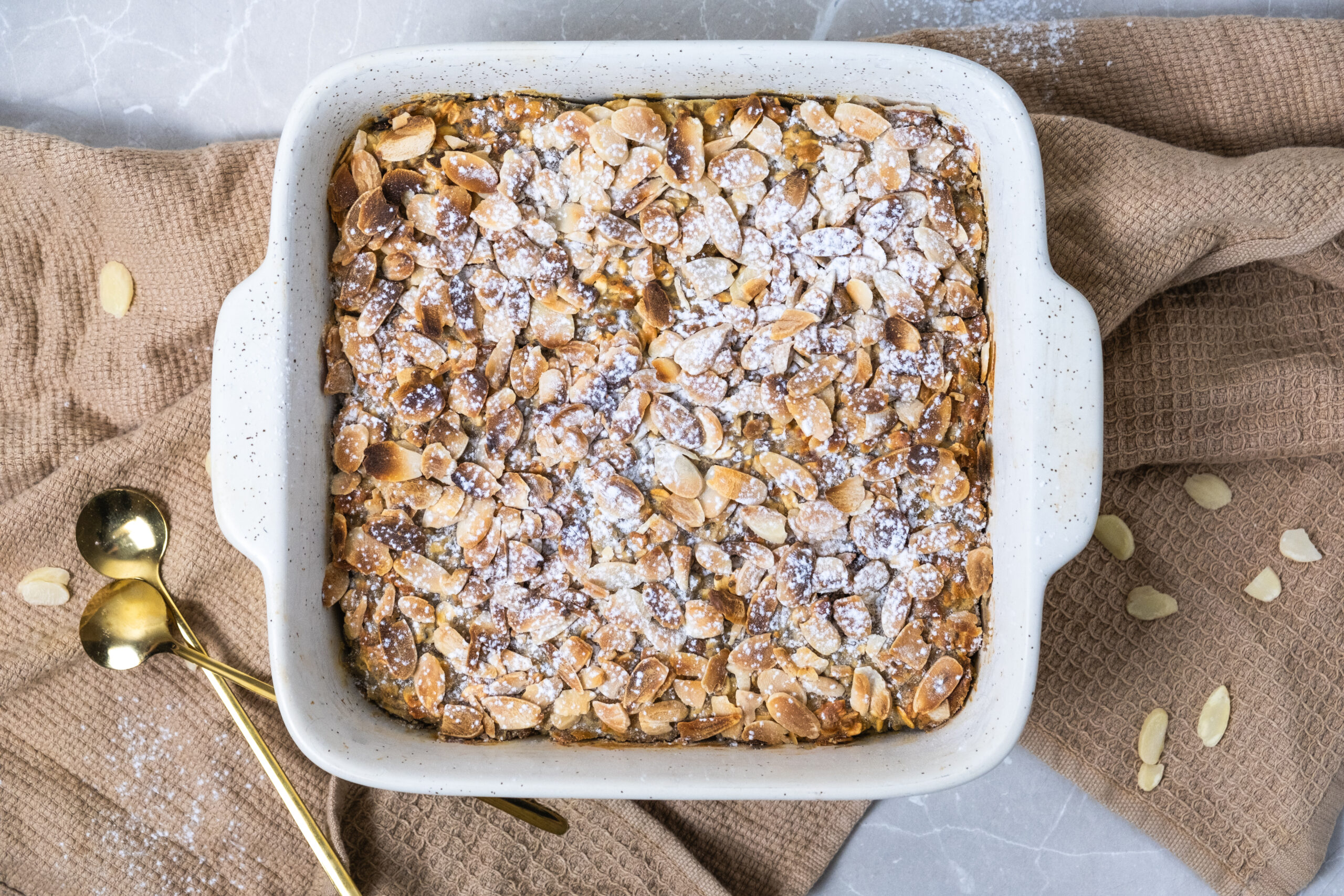 Almond Croissant Baked Oats 